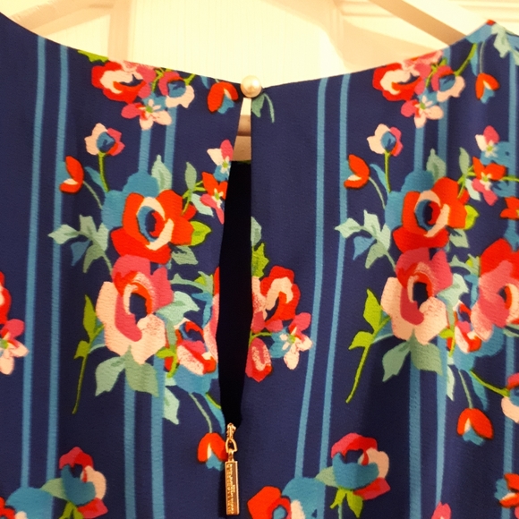 Karl Lagerfeld Dress - Picture 3 of 3